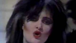 Siouxsie and the Banshees - Il Est Ne Le Divin Enfant French TV (Complete In Colour).mpg