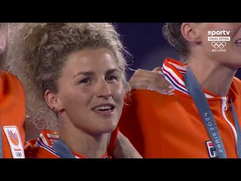 Netherlands National Anthem - Women's hockey team gold medal award ceremony - Oranje