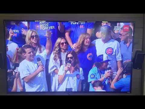 Anthony Rizzo, Cindy Crawford and Eddie Vedder sing take me out to the ballgame. September 13th 2025