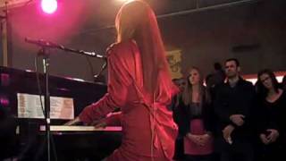Tori Amos, &quot;Wednesday&quot;