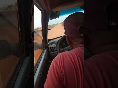 Schoffer dirigindo Carro no POVOADO:Alto Bonito de Buriticupu, Maranhão,Brazil.