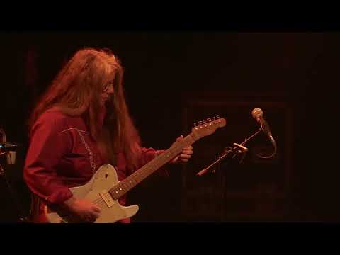 Marisa Anderson   "Keep Your Lamps Trimmed and Burning"   01/10/22   Nantes, Lieu Unique