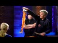 Gordon Ramsay-Removing flesh off a salmon