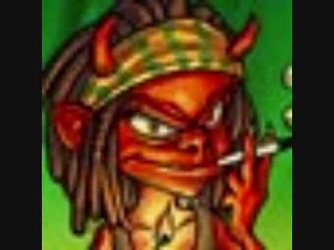 NANDU POPU - MALEDETTA TELEVISIONE (SUD SOUND SYSTEM).wmv