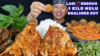 Download lagu NGALIMED NIKMAT ⁉️ MAKAN GULAI KEPALA IKAN KAKAP CHILI OIL SEMUR JENGKOL SAMBEL LALAPAN MENTAH  mp3