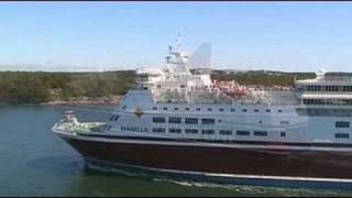 preview picture of video 'Viking Line ships arriving Mariehamn, Åland'