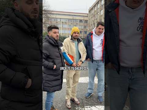 Prietenii care vor mereu să stea în față la mașină 😂