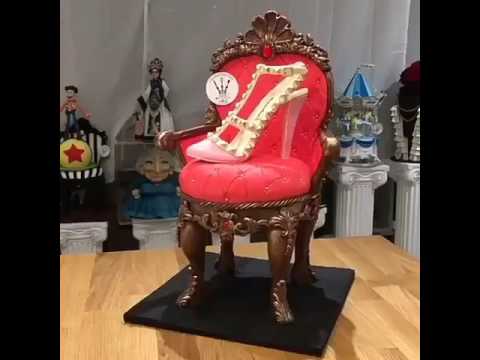 Sandle in a cake😂😂😂😂