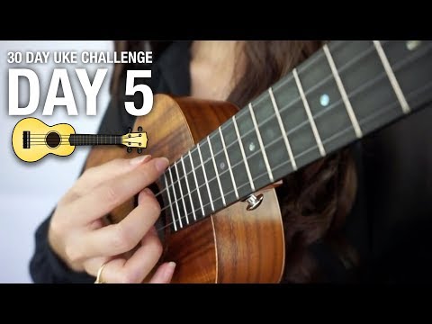 DAY 5 - HOW TO STRUM WITH THE INDEX FINGER - 30 DAY UKE CHALLENGE