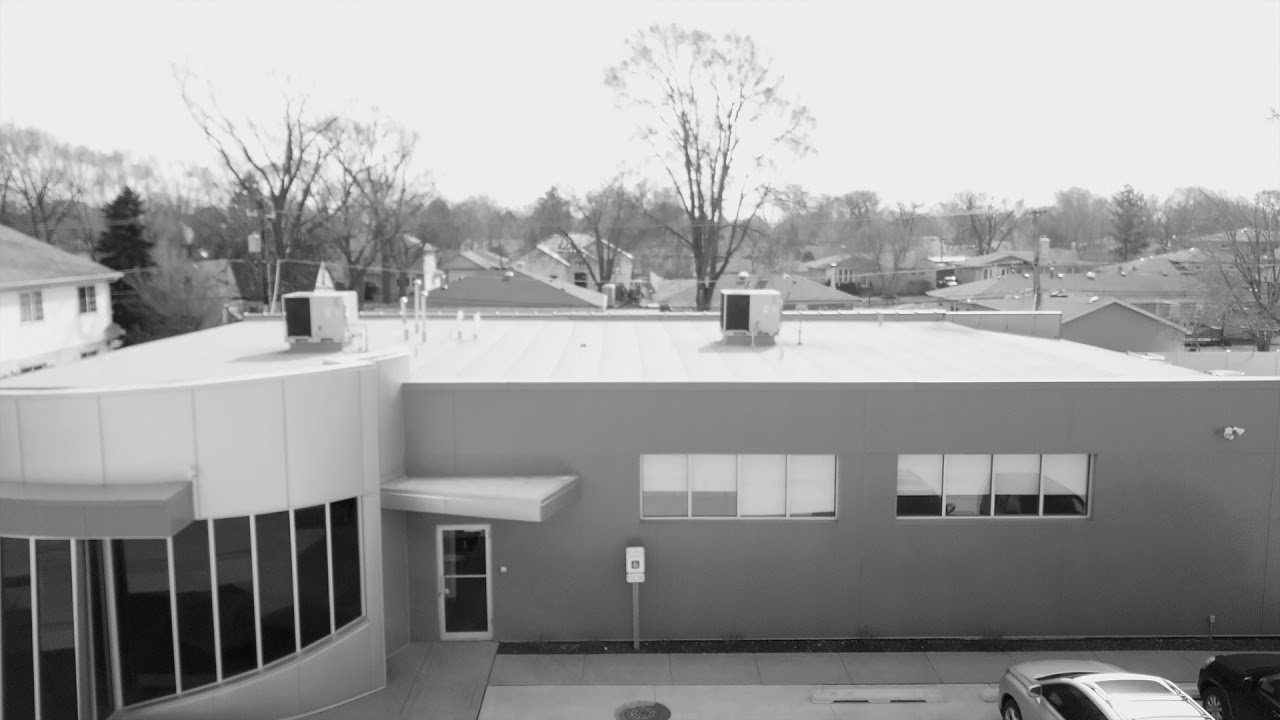 Drive Construction |  Headquarter | B/W