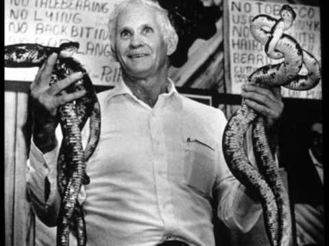 Th' Legendary Shack Shakers - Down And Out