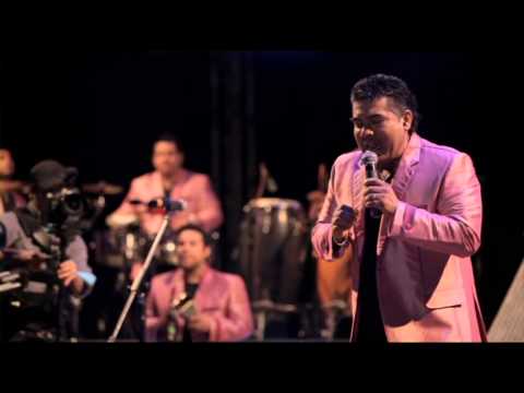 JUNIOR KLAN COMO AGUA EN LAS MANOS