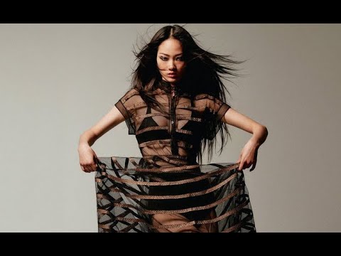 HYUN JI SHIN Model Fall 2020 - Fashion Channel