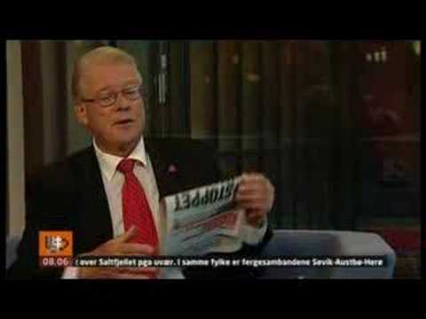 Carl I. Hagen som programleder i Frokost-TV