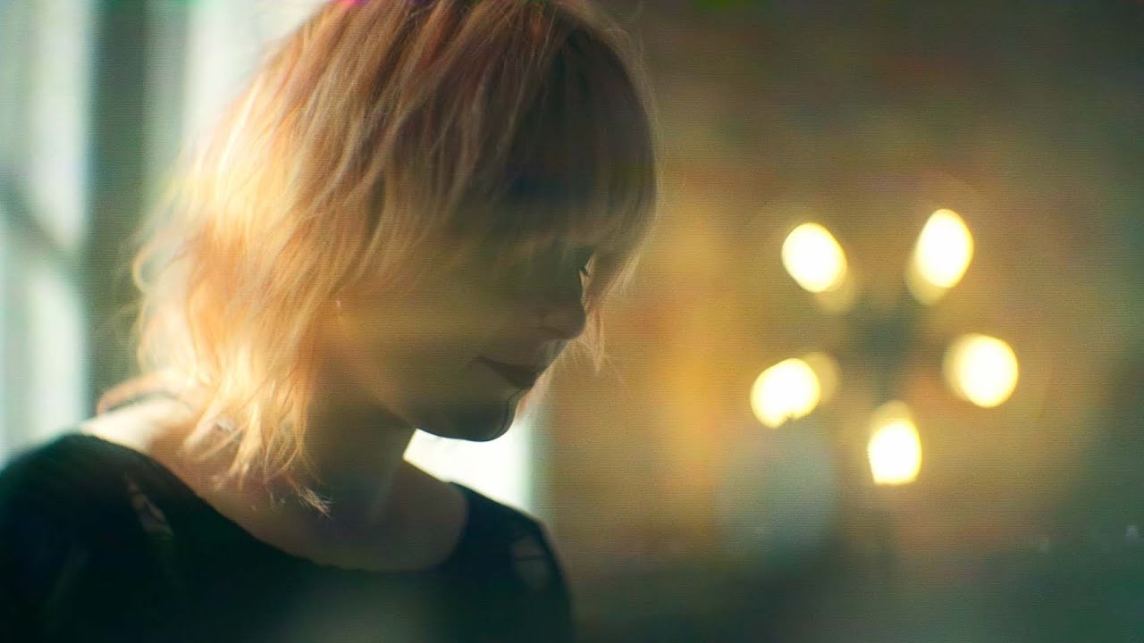 AURALEAK - COMET (Official Music Video)