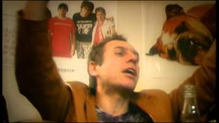 Music video thumbnail preview for SEXBOMBA - Pocztówka z Londynu [Official Video] by Sexbomba