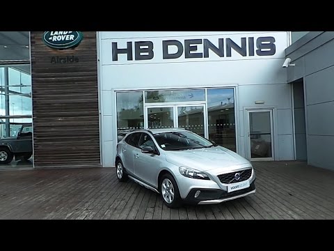 151D3996 - 2015 Volvo V40 CROSS COUNTRY D2 SE 29,995