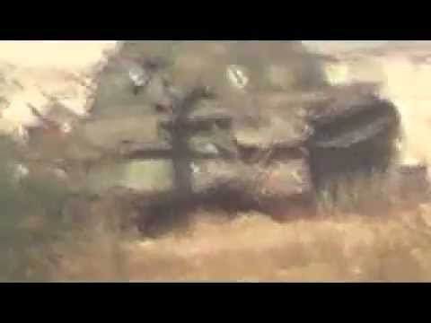 رباط عناصر لواء أحرار العشائر على الخط الأمامي لحاجز الزعلانة في وادي الضيف