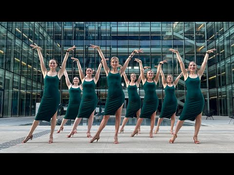 Bachata lady style/ Blinding lights