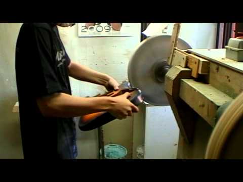 Public Peace presents: The Mensinger & Maruszczyk Custom Guitars and Basses Workshop