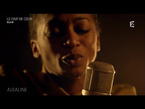 Alcaline, le Mag : Ala.ni - Ol Fashioned Kiss en live