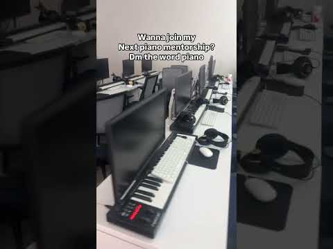 Free piano class tomorrow Comment the word PIANO for the link #shorts
