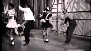 Jurassic 5 - Swing Set