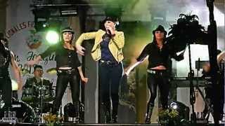 María José "El brillo de la luna, No soy una muñeca"