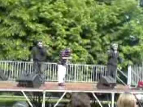 Concert HashDivy , Aiirone & Ti2sis