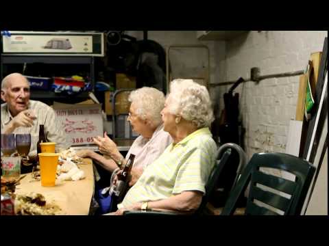 Grandmom's 92nd Birthday / Crab Feast...with beer