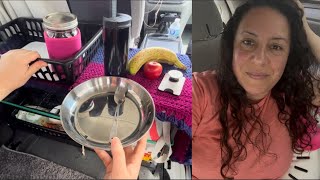 Less is More (Ep.3) / What I actually Kept in the Van: Kitchenette & Storage