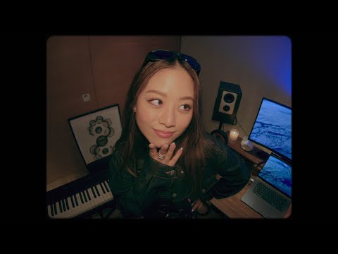 Celine Wanyi - Cosmic (Official Visualizer)