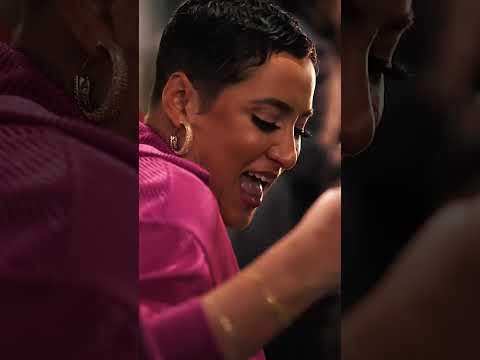 Play Video Youtube Video