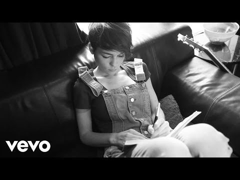 Cady Groves - CRYING GAME