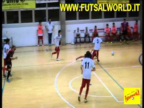 27/9/13 Bergamo C5 - Videoton Crema . . . . serie C1....... futsal / calcio a 5