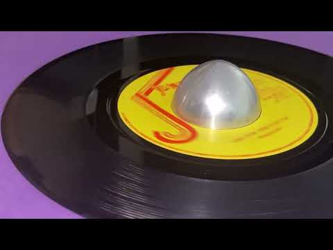 WACKAD ~ Cry For The Youths (WAILING SOULS ~ Move On, B Side)