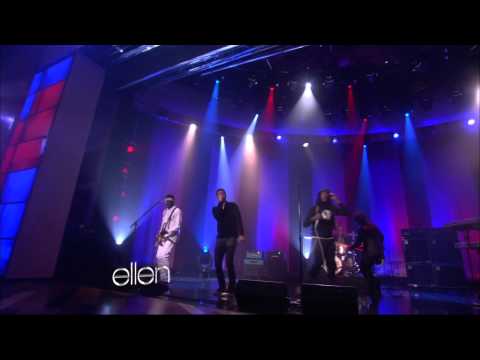 Gym Class Heroes feat. Adam Levine - Stereo Hearts (Live on Ellen DeGeneres 11-23-2011)