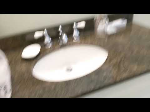 Carmel Bay View Inn - The Hotel In The Day