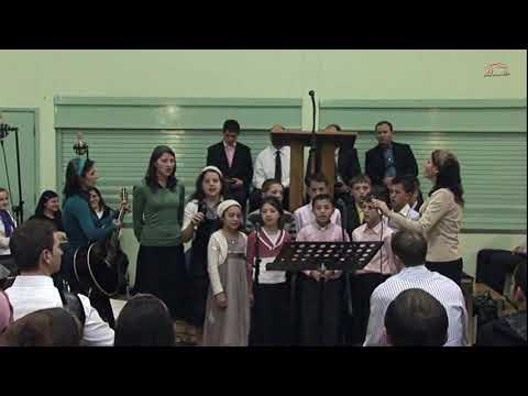 UN GRUP DE COPII - 01-11-2009 (ARHIVA BISERICII)