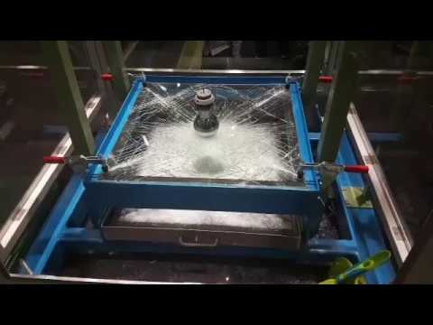 Messe Swissbau 2018 - Kugelfalltest | Glas Trösch