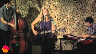 Abramson Singers "Fool's Gold" www.streamingcafe.net