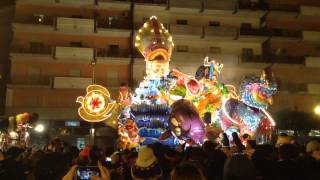 preview picture of video 'Carnevale di Acireale 2015 - Domenica 7 febbraio - 12 ore di carnevale'