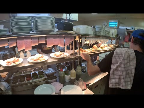 CHEFS WORKING |BUSY KITCHEN! Over 3000 Meals A Week |Chef Life |Gopro