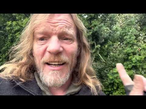 The very best wood for an English Longbow