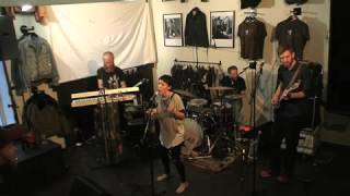 Little Dragon - Feather (Live at Nudie Jeans)