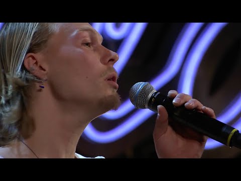 Se Caspar Camitz i Chorus line - Idol 2020 - Idol Sverige (TV4)