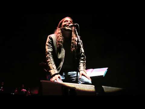 Quini Almendrosy Ihmaele de la Torre en el teatro Caja Granada Isidro Máiquez