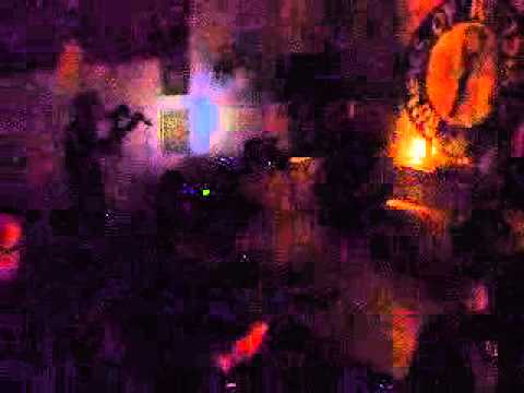 Fatajs = Miraho + 5000. Cafe Draże Toruń, 2013. Multimedialne show z dawką świadomościowego rapu.