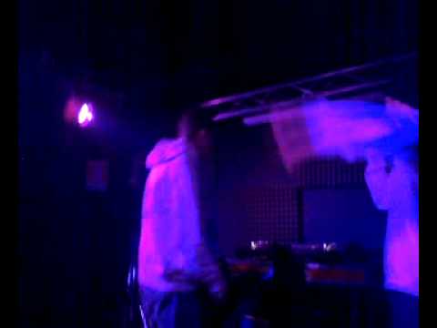 OcchiViola - Abbiamo un problema @Traffik 021208.mp4