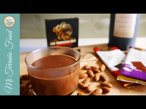 Spiced Almond Milk Hot Chocolate Recipe | Mi Terruno Food